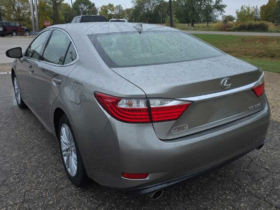 Lexus ES 350      2015