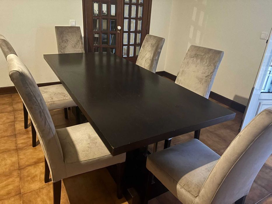 mobilário de sala c/ cadeiras