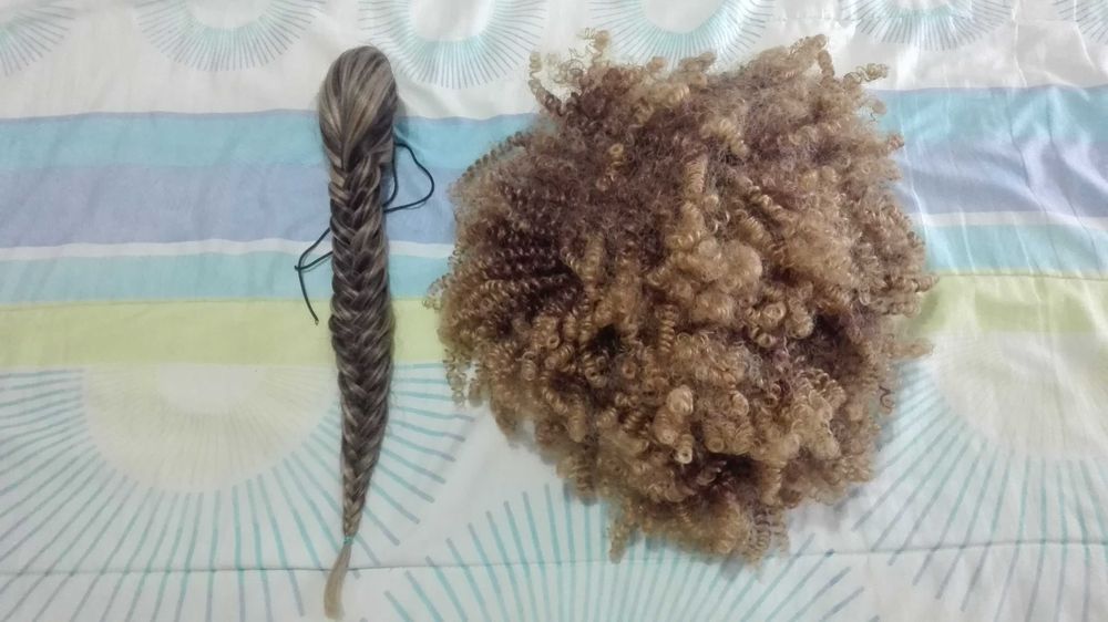 Lote de 23 perucas - vários estilos - ótima qualidade