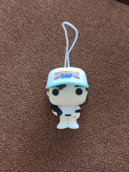 DUSTIN Kinder Joy Stranger Things