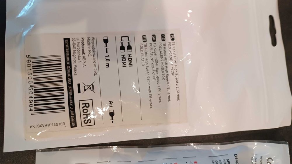 Trzy kable HDMI metrowe