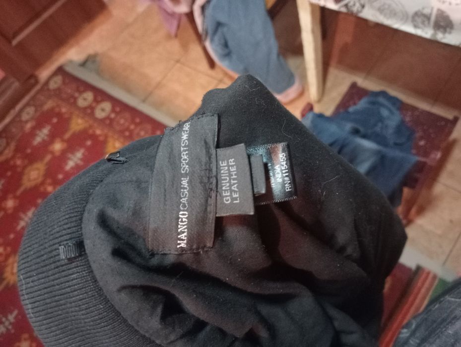 Кожана куртка,на підростка,чи худеньку дівчину