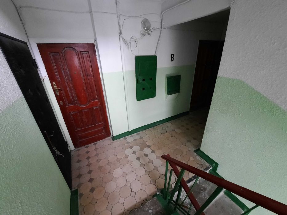 Продам дешёвую 2-х комнатную квартиру на Новых Домах.