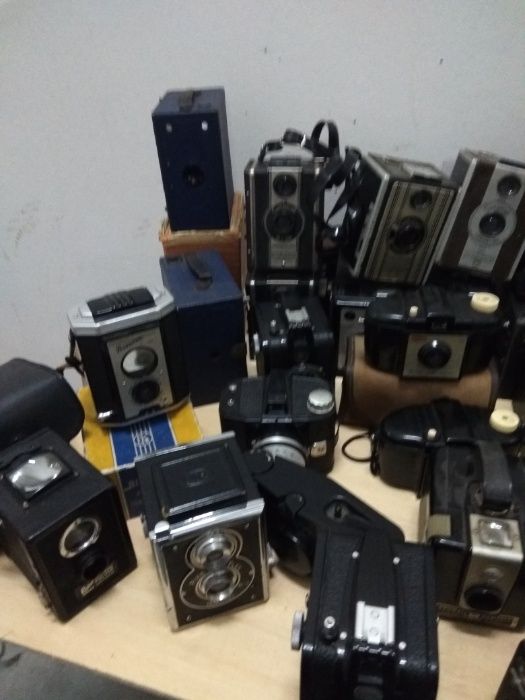 Vendo Lote 52 máquinas de colecção