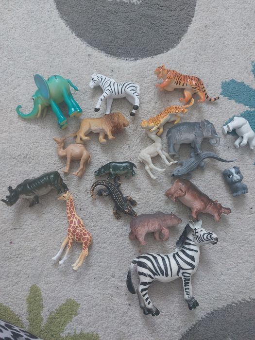 Набір фігурки тварин