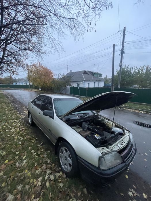 Opel omega A . Опель омега А
