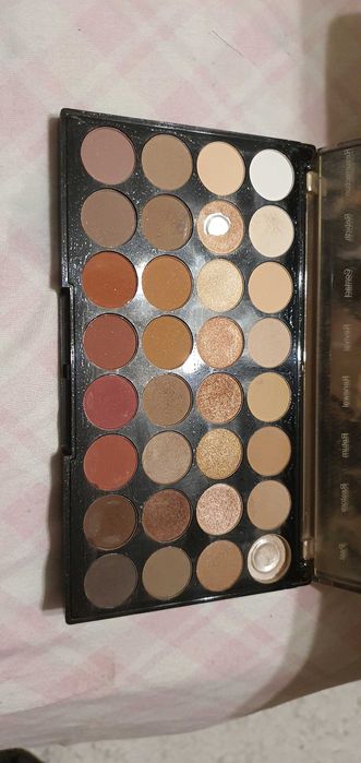 Paleta da Revolution