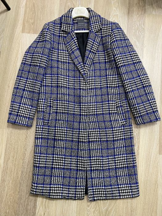 Пальто жіноче , пальто