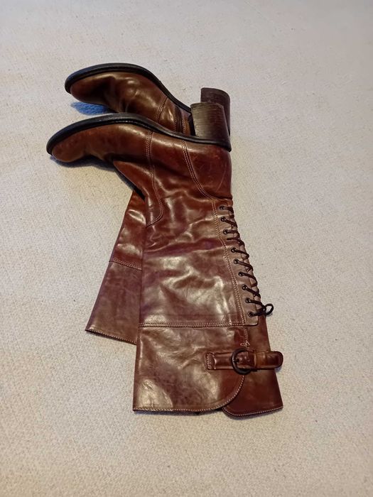 Botas em Couro Original