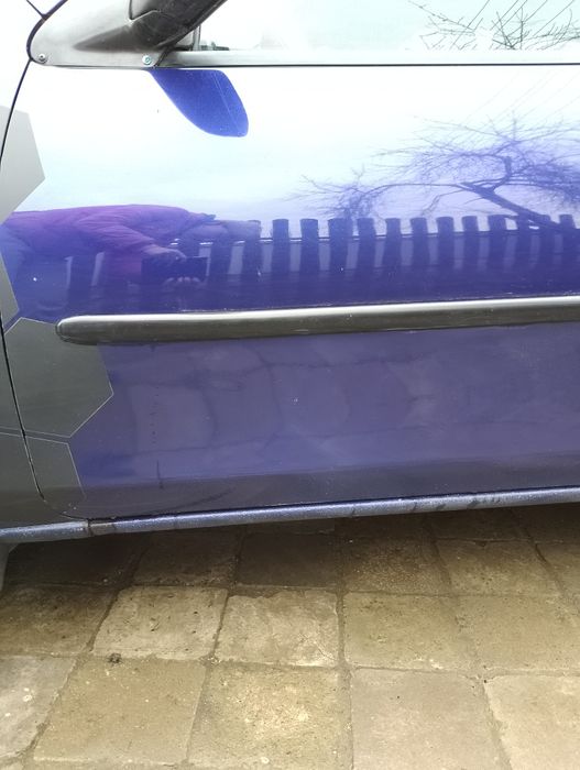 Срочно продам машину Мазда 323 ціна 1650