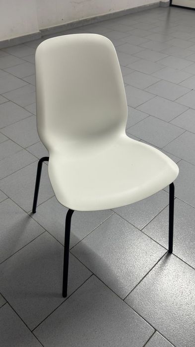 Cadeira Ikea como nova