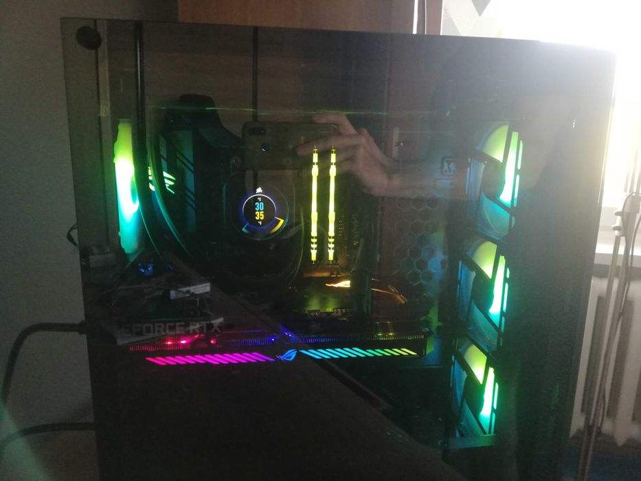 Komputer Gamingowy Win11 org, Ryzen7 5800X Asus ROG STRIX 3060 12GB, chlodzenie wodne Corsair itp...