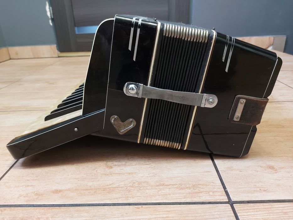 Akordeon Soberano 80 bas włoski