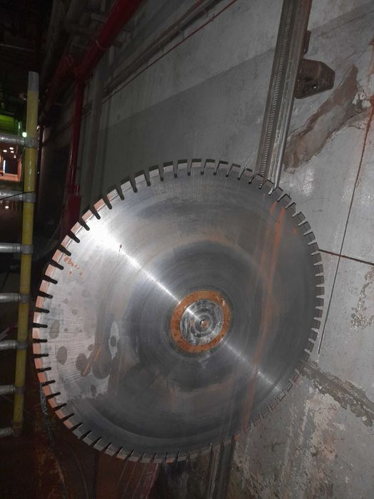 Wiercenie otworów cięcie w betonie żelbetonie  technika diamentowa