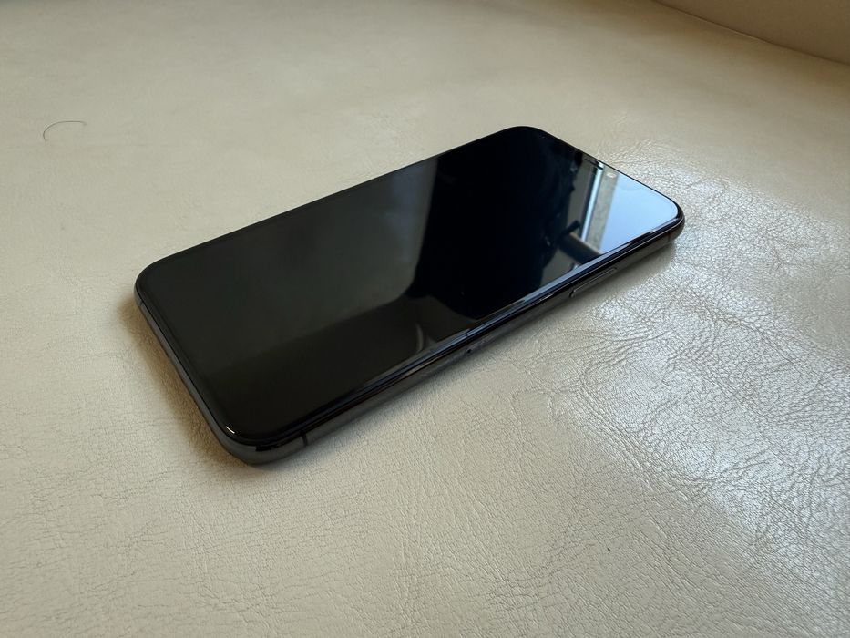 iPhone 11 Pro 256GB | Preto | 77% Bateria | Ler Descricao