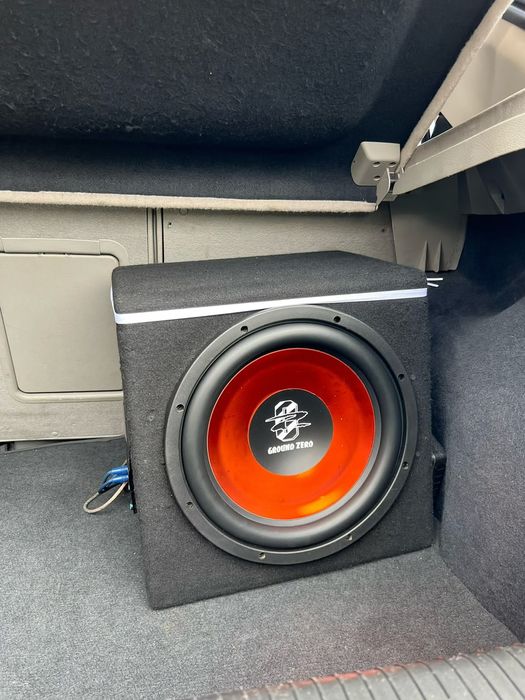 Subwoofer samochodowy