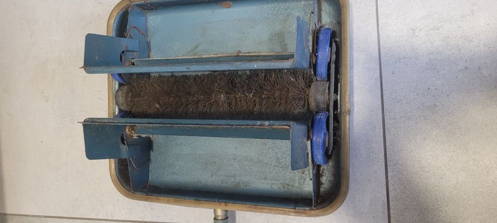 Ręczny odkurzacz Maniuś unikat