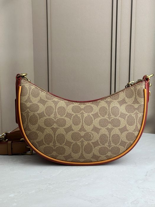 Жіноча сумка на плече Coach Mira 24, класичний логотип, золота фурнітура, оригінал