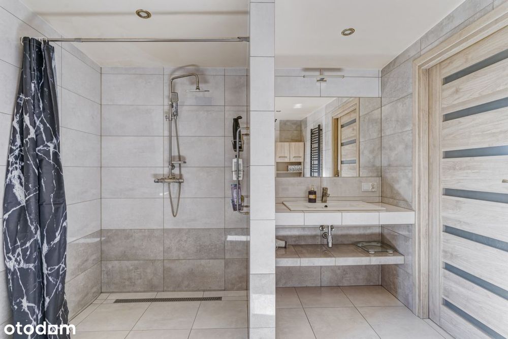 Dom 230 m², Działka 3194 m² ,Wiszniów k/Mirczy