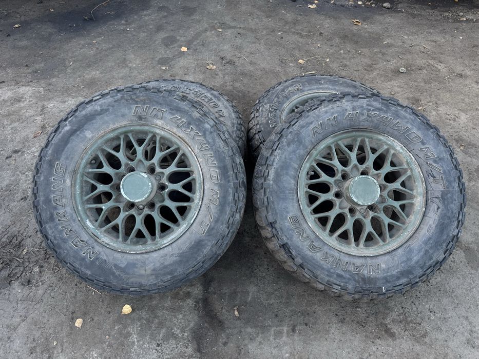 Диски, колеса для позашляховика 6/139.7 R16