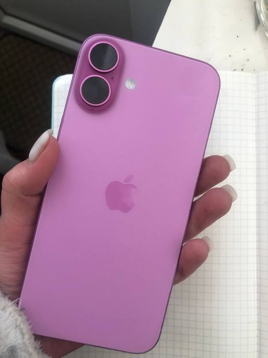 Техніка  IPhone 16 plus (pink)