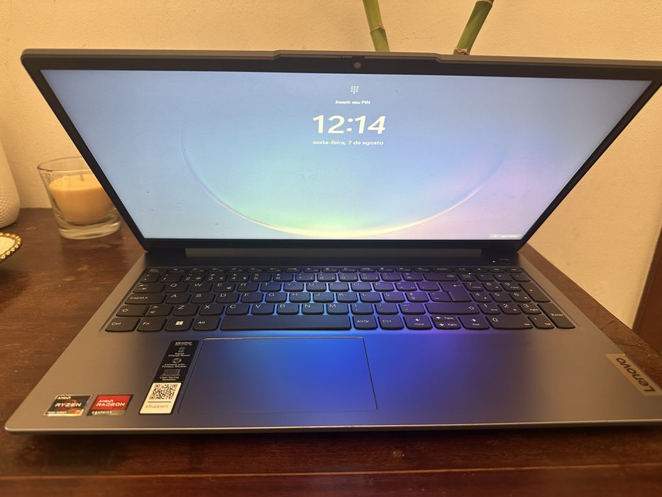 Lenovo IdeaPad Slim 3 15ABR8 | Ryzen 7 | 16GB RAM | SSD 1TB