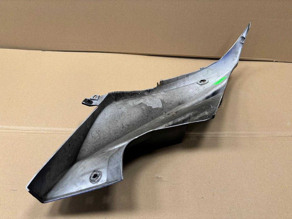 Owiewka Osłona Boczna Boczek Lewy Yamaha YZF R125. 2008-20 [1.7]
