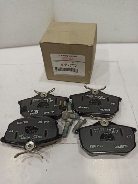 Pastilhas - mitsubishi colt vi (z3_a, z2_a) | 02 - 12
