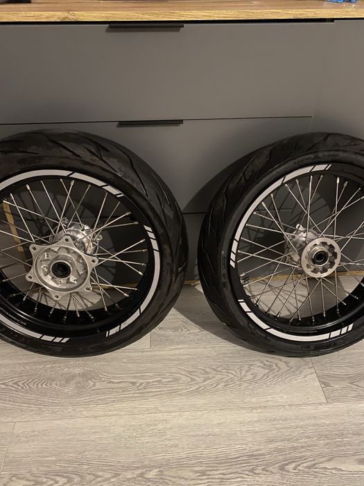 Продам колеса motard r17 з gns