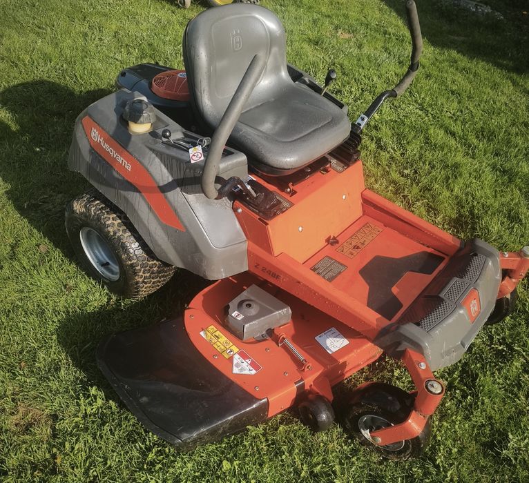 Husqwarna Z248F  zero turn