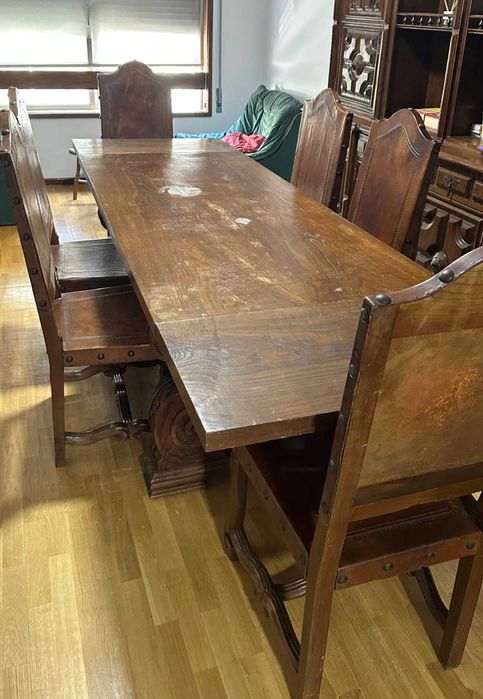 Mesa de jantar madeira maciça extensível c/ gavetas (com 8 cadeiras)