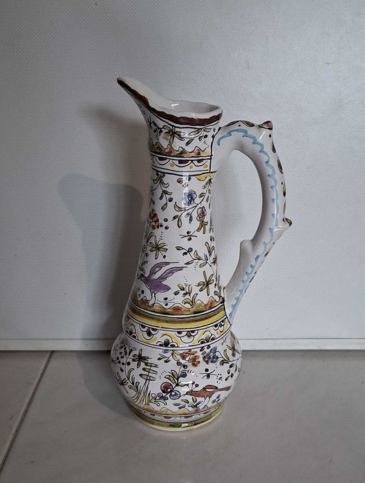 Jarro de Cerâmica Berardos Séc. XVII, pintado à mão