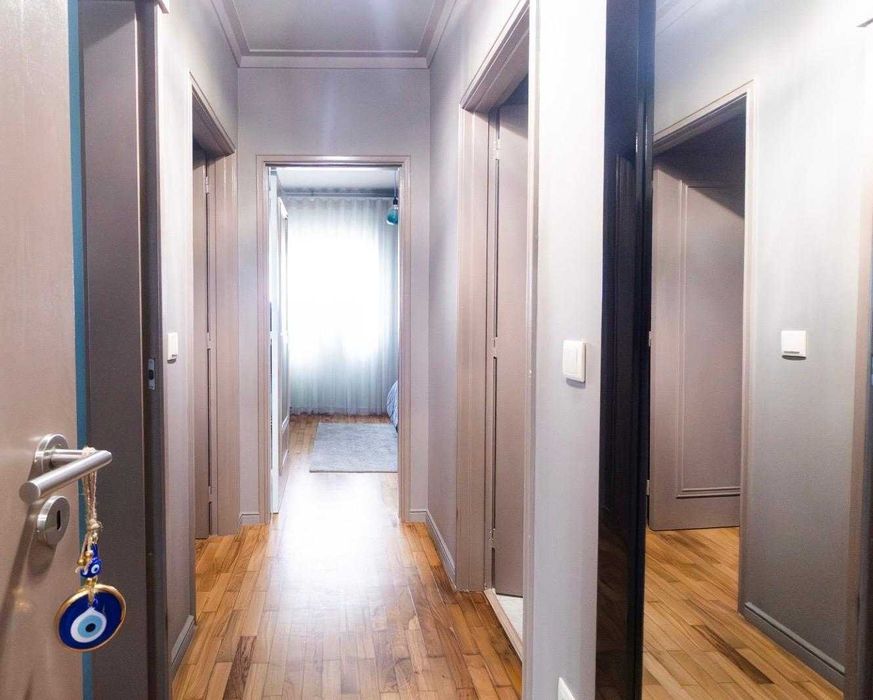 T3+1 com Garagem Box | 153 m² | 1 km da Praia | São Félix da Marinha