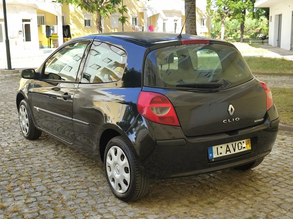 Renault Clio 1.2 com A/C