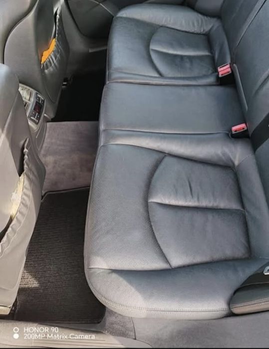 Mercedes Benz e 220