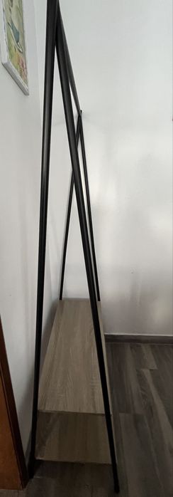 Cabide com 2prateleiras