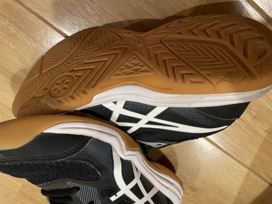 Asics halowki do siatkowki 35.5