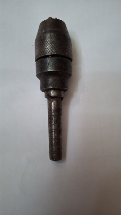 Патрон для дрелі