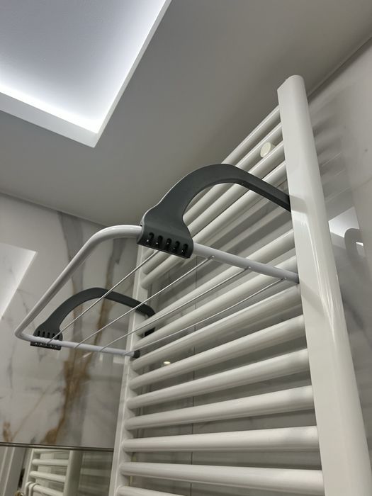Suszarka na pranie na grzejnik lub balkon
