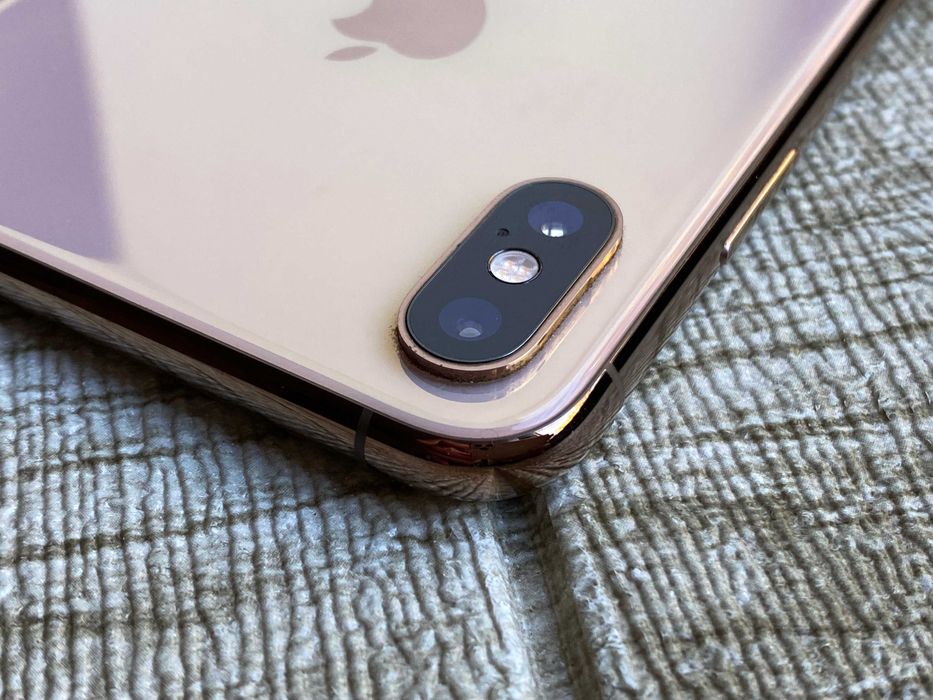 iPhone XS Max 256 Gold neverlock все работает состояние супер
