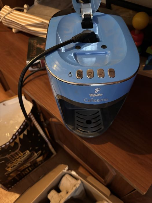 Кавоварка Tchibo блакитна і стильна