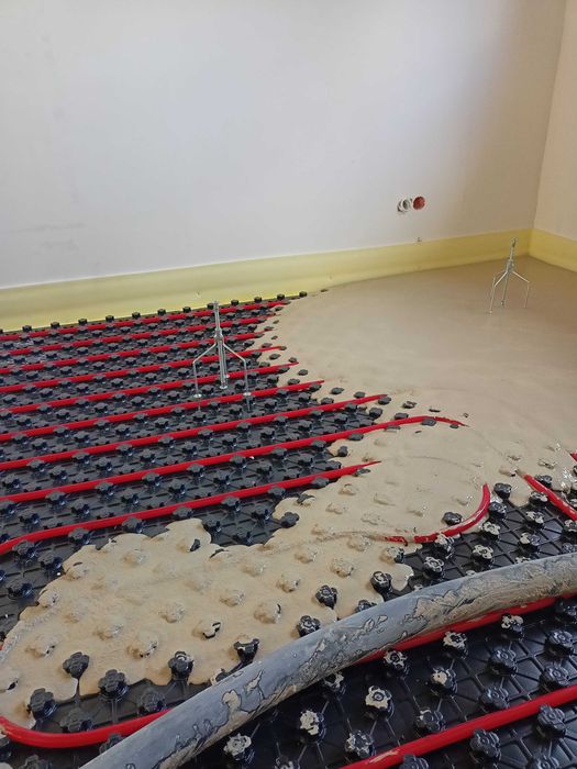 Wylewki anhydrytowe pod ogrzewanie podłogowe | KN24