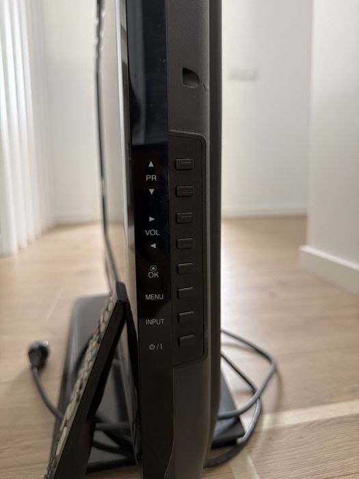 TV LG  32 polegas. (80 cm)