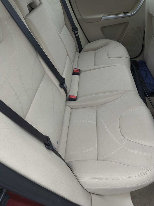 Sprzedam samochód Volvo XC60 D3, 2400 cm3, 120 kW AWD z 2010 Polska