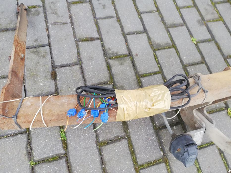 Hak holowniczy belka kula wiązka Ford C-max mk1 03-10r