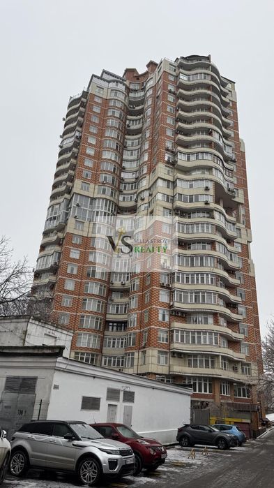 Продаж квартири в Одесі, 3 кімнати, 14/24 поверх, 145 м²