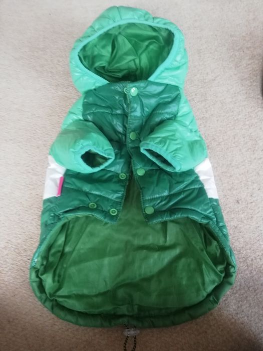 Nowe ubranko, kurteczka dla psa.