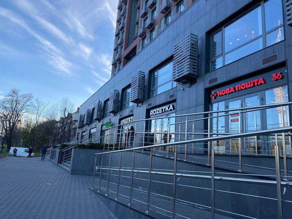 3-поверх, 2-кімнатна 70 кв.м, ЖК UNO Теліги 25, парк, метро біля центру