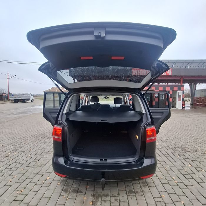 Автомобіль фольцваген