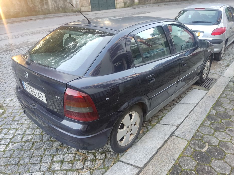 Opel astra 1.7 dti 5 lugares